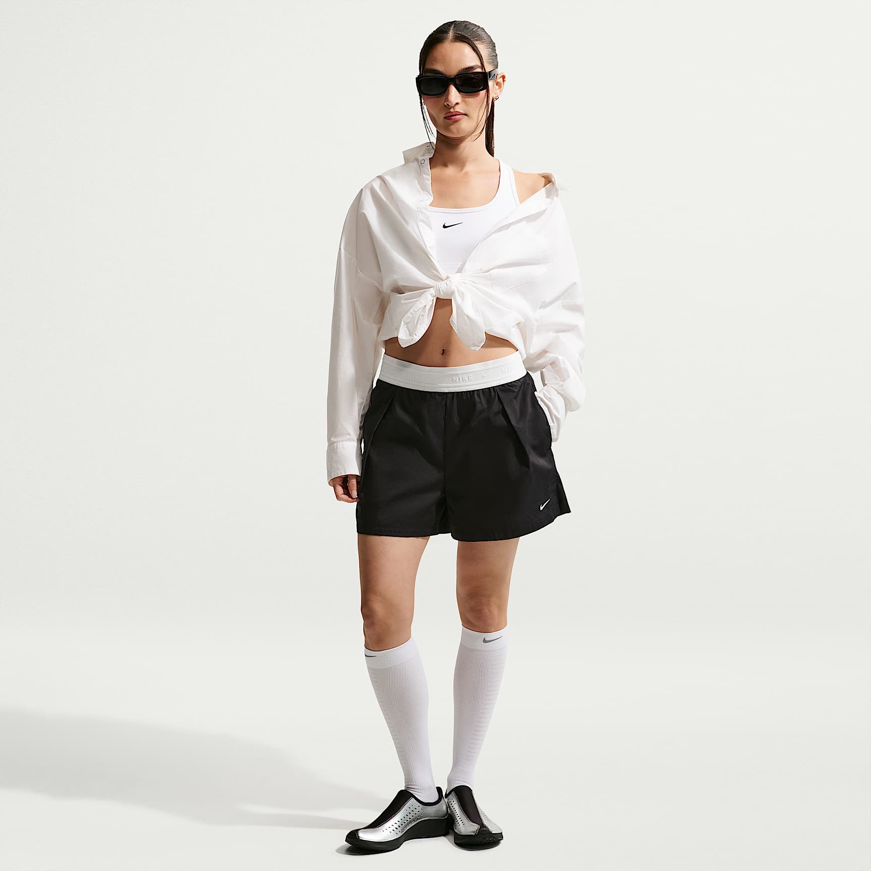 Nike Sportswear Chill Poplin Women's Loose Mid-Rise Shorts. Nike.com